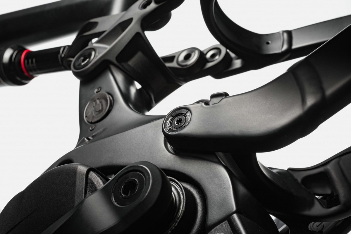 Moterra Neo Carbon 2